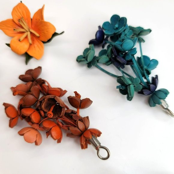 Vintage Pin and Pull Collection 10 Item Lot Felt Metal Plastic Leather CT500 - Picture 6 of 7